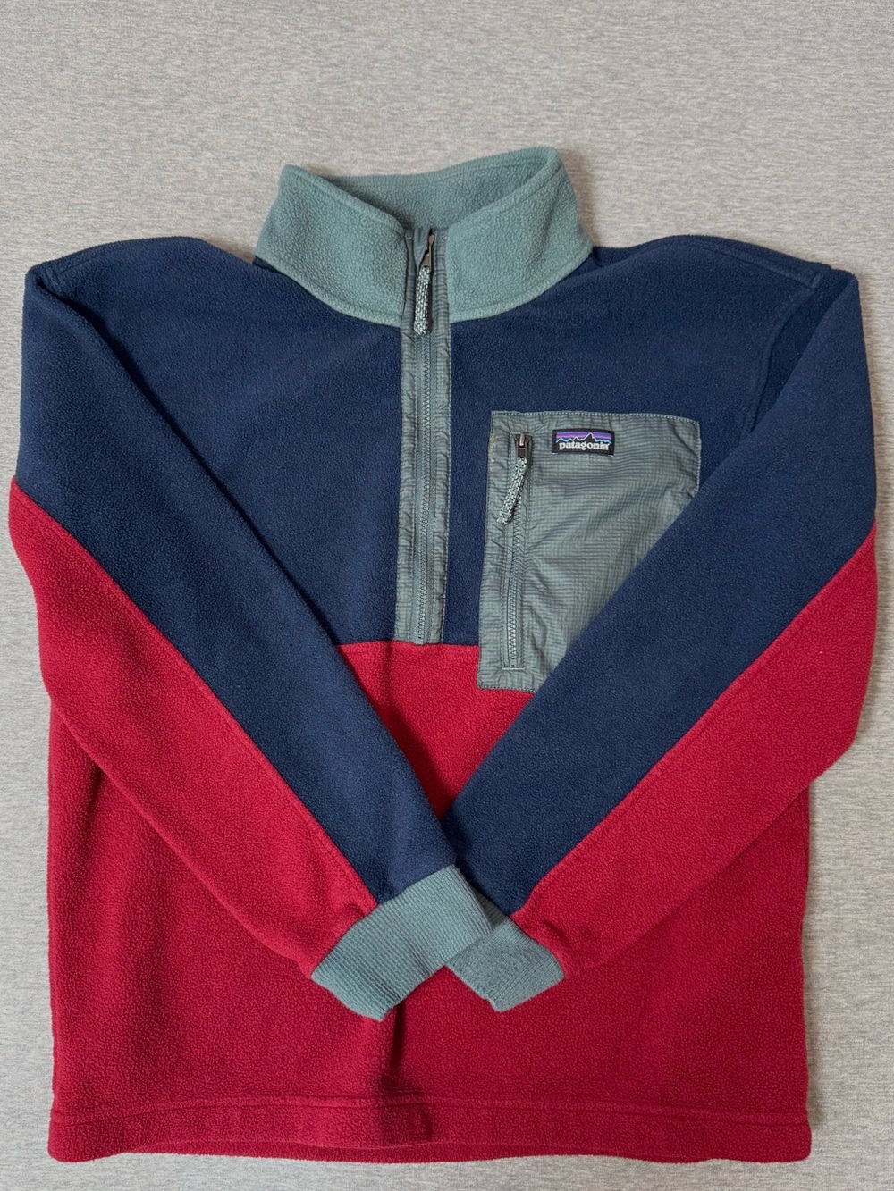Patagonia synchilla women fleece pullover sweater blue/red size XL